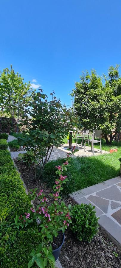 Garden Guest House Permet Exterior photo