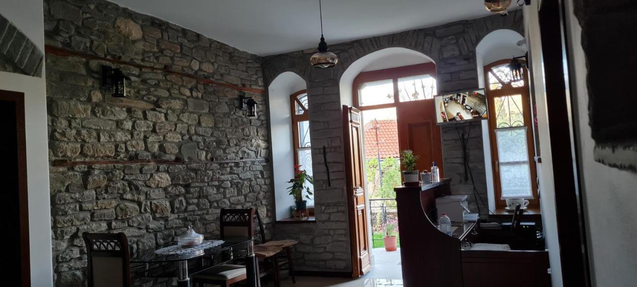 Garden Guest House Permet Exterior photo